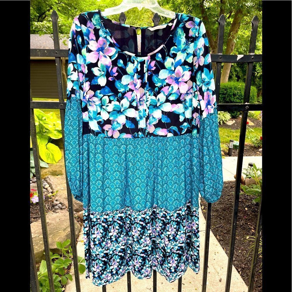 SOFT SURROUNDINGS easy wear, boho, babydoll dress in mixed print blue florals